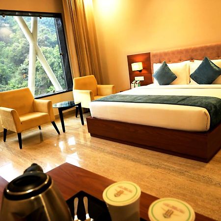 The Forest Hill Hotel Haridwār Esterno foto