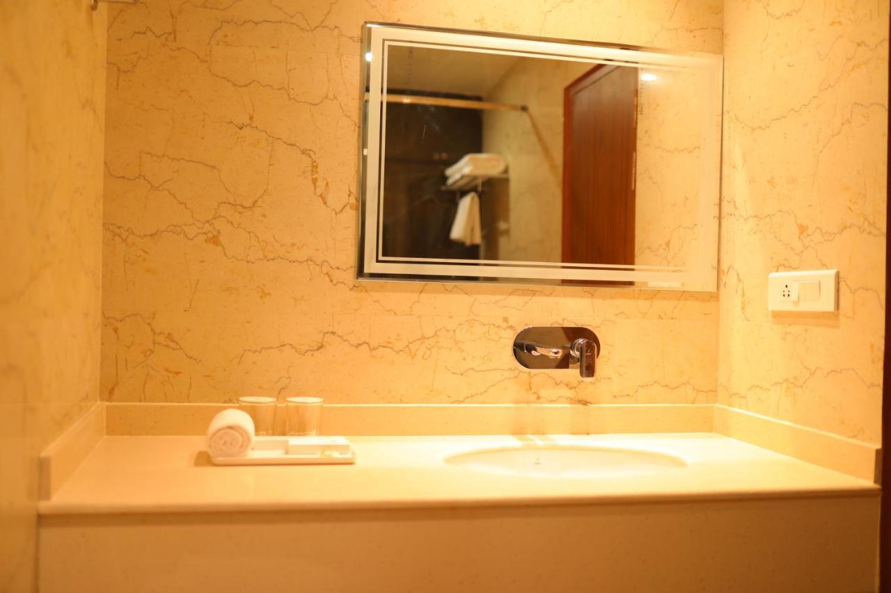 The Forest Hill Hotel Haridwār Esterno foto