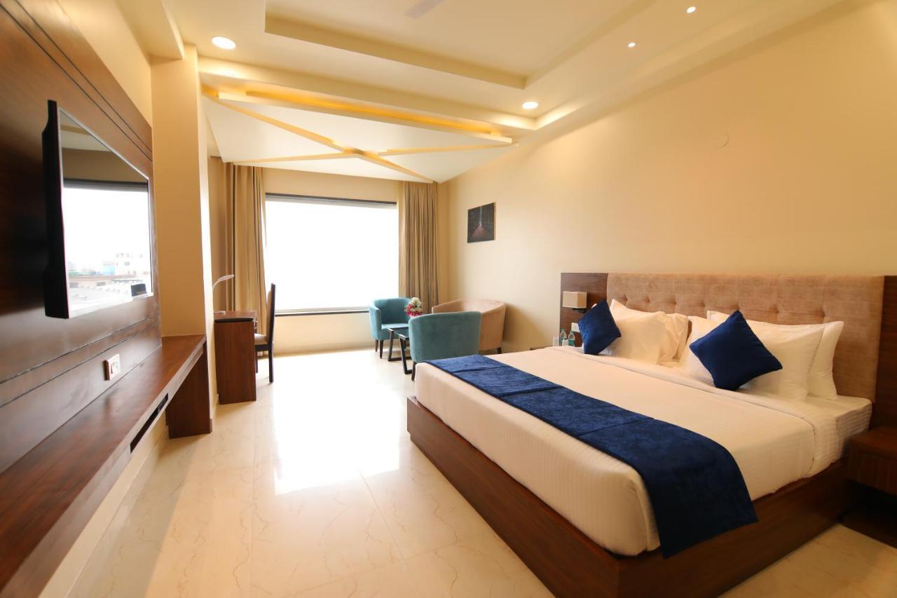 The Forest Hill Hotel Haridwār Esterno foto