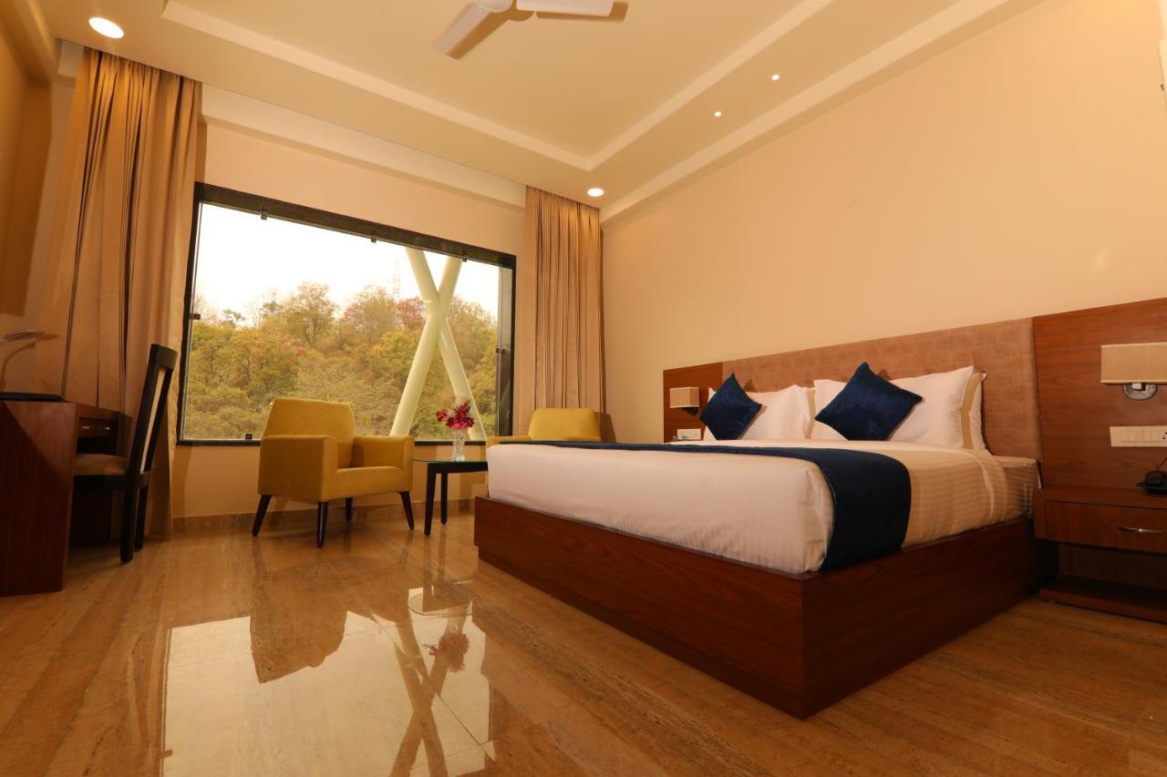 The Forest Hill Hotel Haridwār Esterno foto