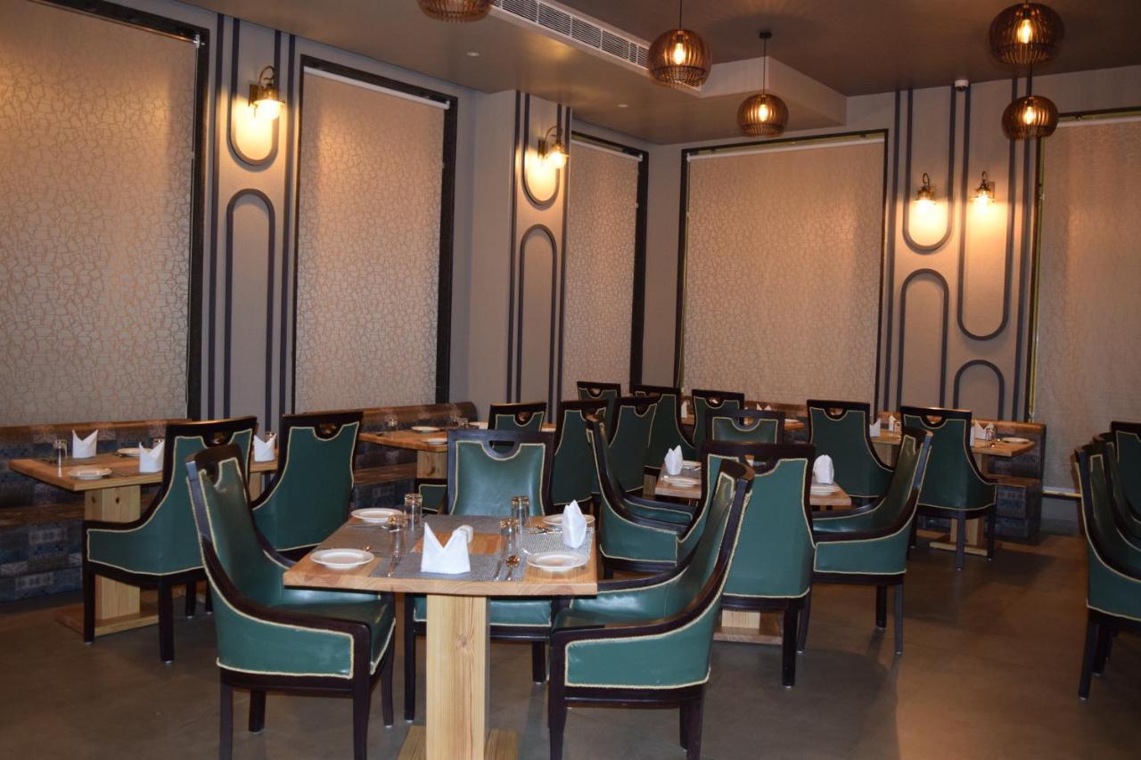 The Forest Hill Hotel Haridwār Esterno foto