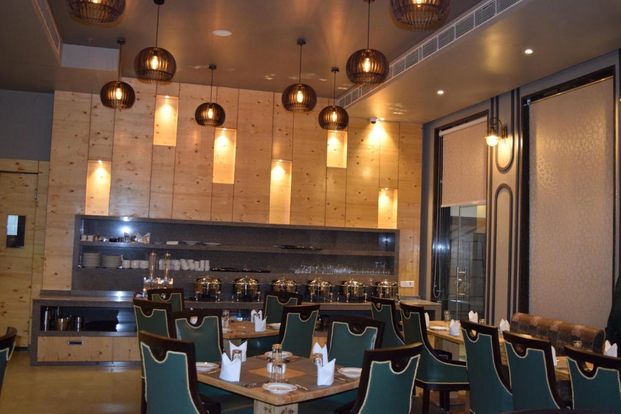 The Forest Hill Hotel Haridwār Esterno foto