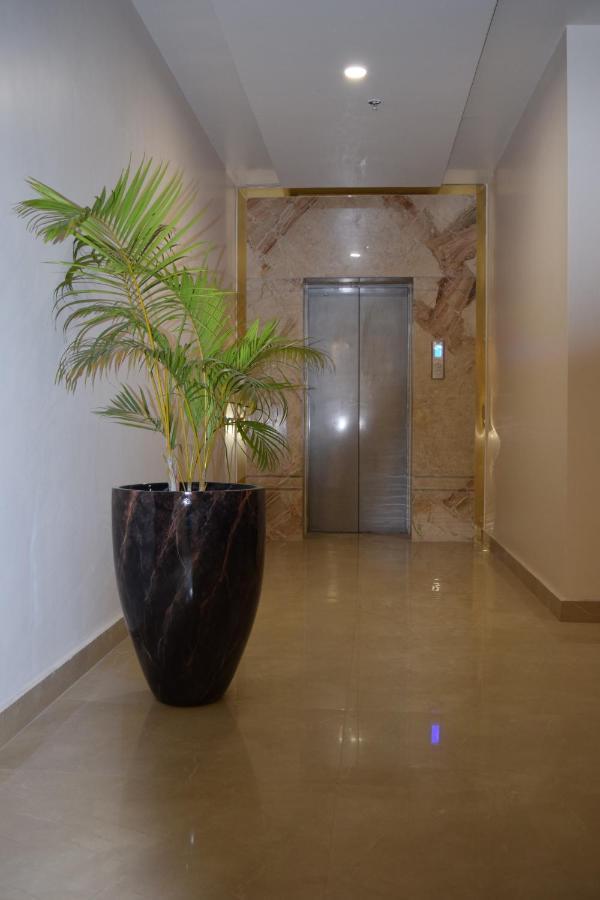 The Forest Hill Hotel Haridwār Esterno foto